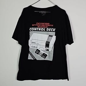NINTENDO XL black short sleeve shirt